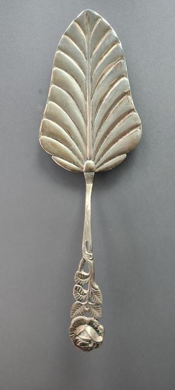 zilveren taartschep of dessertschep beschikbaar voor biedingen