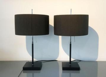 2 X Lampes sur pied Design Philips modèle Lirio. Magnifique! disponible aux enchères