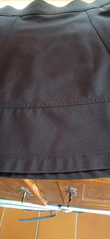 Jupe beschikbaar voor biedingen