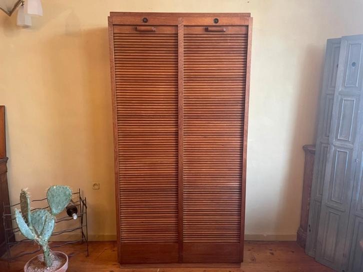 Hoge Rolluikkast Archiefkast Muziekkast art deco 1930 Frans, Antiek en Kunst, Antiek | Woonaccessoires, Ophalen
