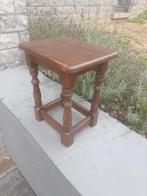 Kwalitatief houten bijzettafeltje, Antiek en Kunst, Ophalen