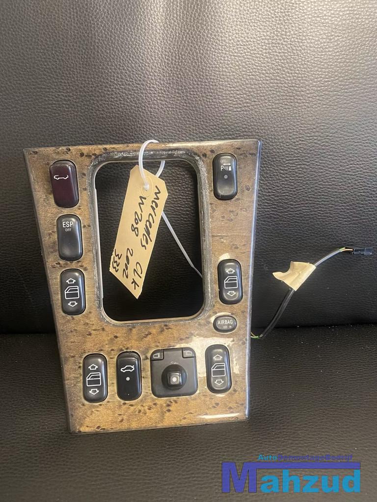 MERCEDES CLK W208 CABRIO raam dak kofferklep spiegel schakel, Gebruikt, Mercedes-Benz AG, Mercedes-Benz, Mercedesstrasse 120
70372  Stuttgart, DE