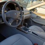 Mercedes E200 benzine elegance 1ste eigenaar gekeurd, Auto's, Voorwielaandrijving, 1995 cc, Beige, 4 cilinders