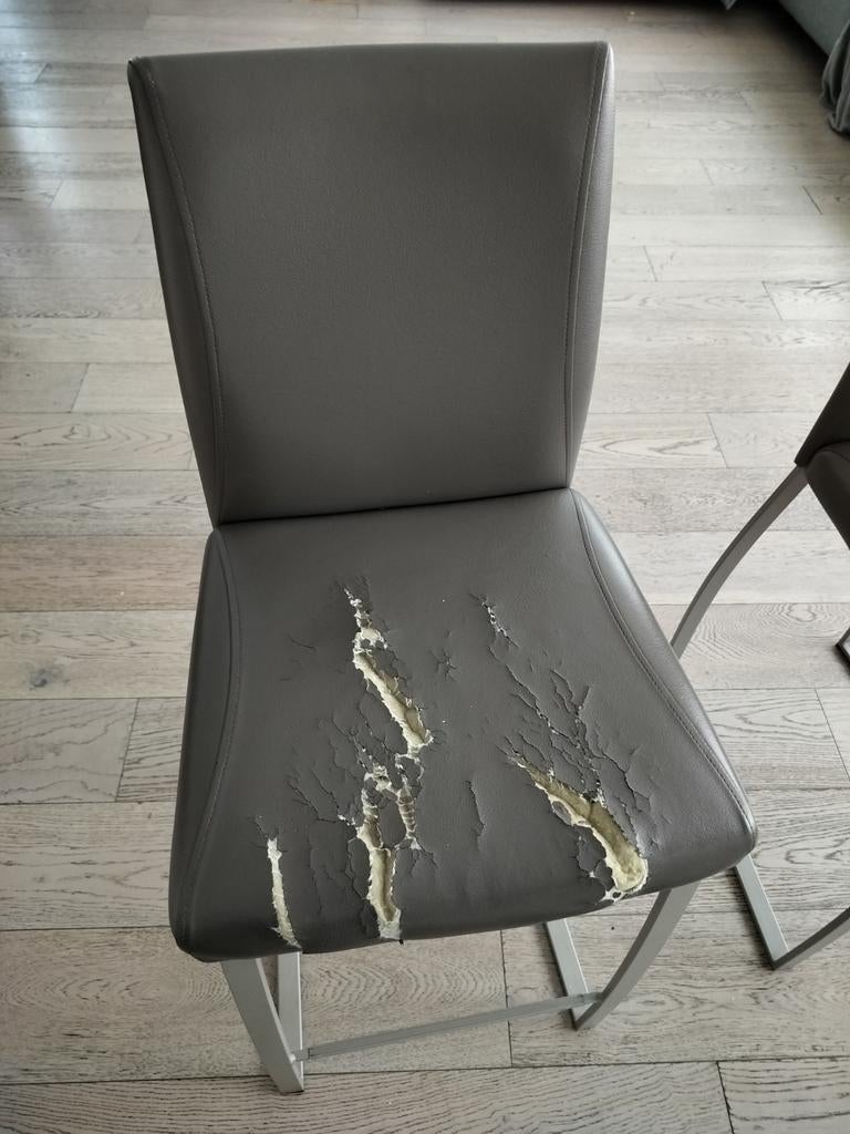2 Barstoelen gratis mee te nemen, Ophalen