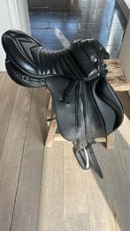 Selle Zaldi 18 pouces, Enlèvement, Utilisé, Dressage