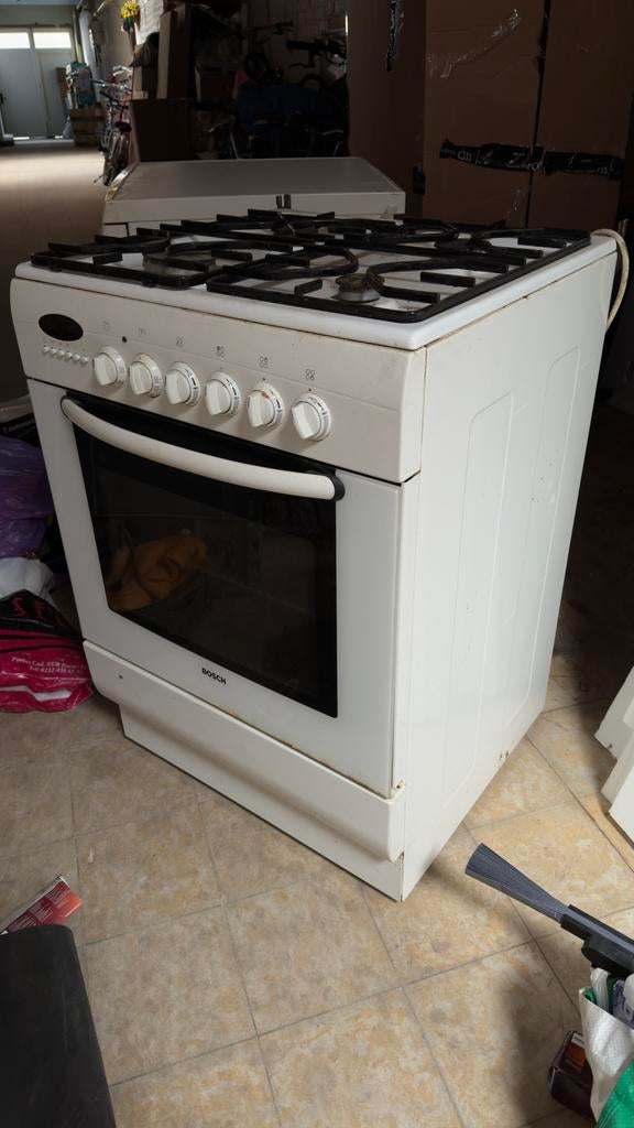 Oven BOSH, Elektronische apparatuur, Ophalen, Zo goed als nieuw