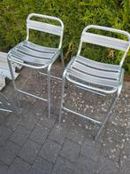 Aluminum barkrukjes, Ophalen