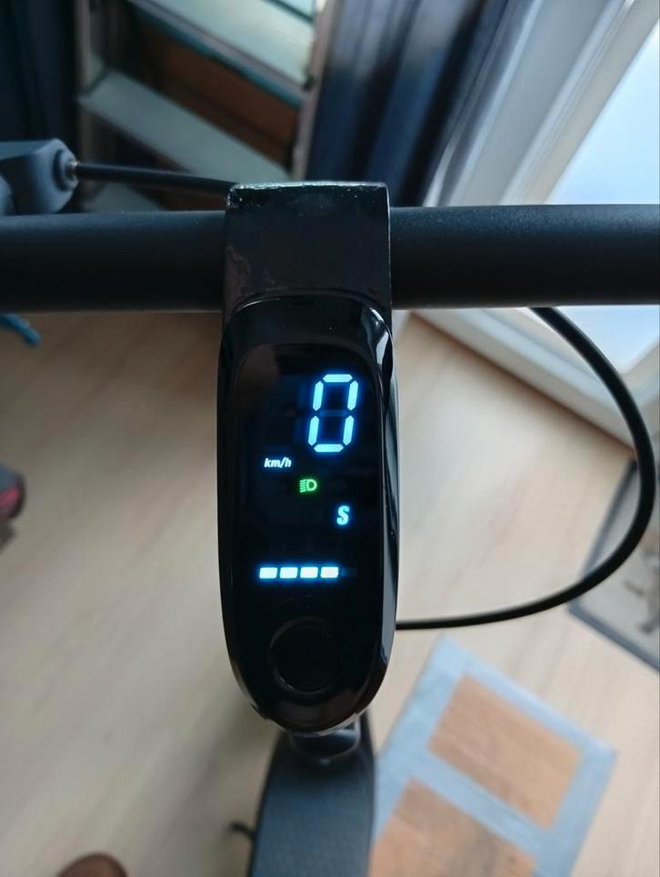 te koop ninebod Segway f2 e, Vélos & Vélomoteurs, Trottinettes, Comme neuf, Step électrique (E-scooter), Enlèvement