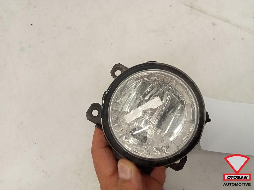 Phare antibrouillard gauche/droite 89207241 pour Mitsubishi, Autos : Pièces & Accessoires, Info@mitsubishi-motors.com, Mitsubishi Motors Corporation