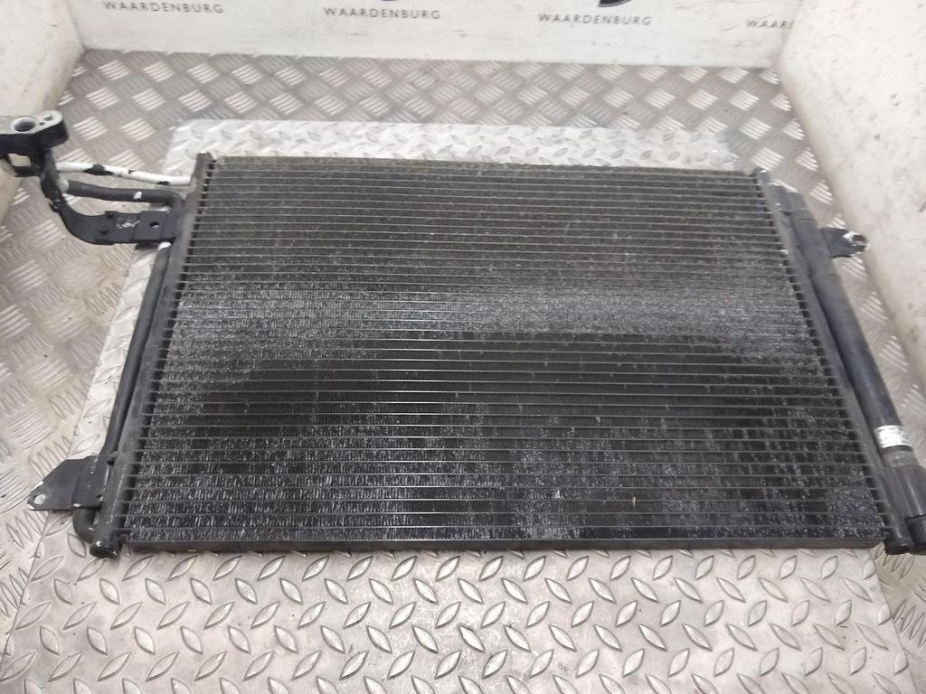 VOLKSWAGEN GOLF 1.6 TDI TRENDL. BL.M AJ5 AIRCO RADIATEUR / C, Ophalen of Verzenden, Gebruikt, Stiba lid