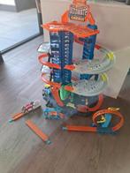 Hot Wheels City Robot T-Rex Ultimate Garage, Ophalen, Racebaan, Zo goed als nieuw, Hot Wheels