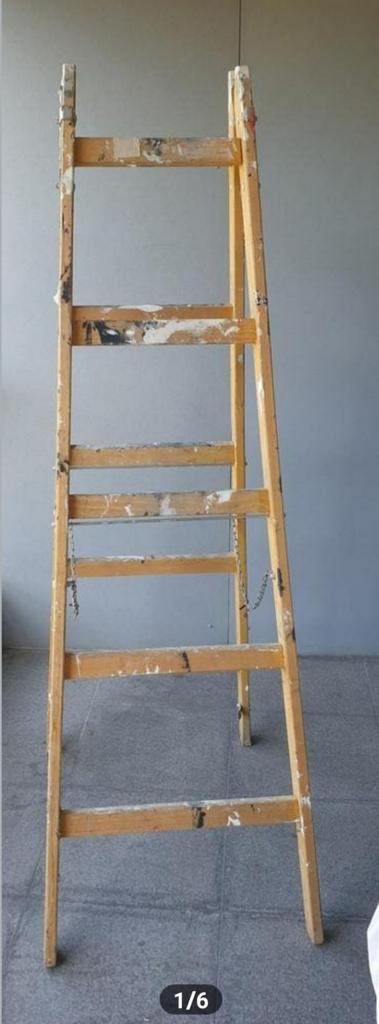 Houten dubbellader merk ZARGES, Ophalen