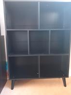 Zwart opbergmeubel, Enlèvement