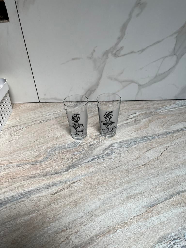 2 glazen van donald duck, Verzamelen, Glas en Drinkglazen, Ophalen, Zo goed als nieuw