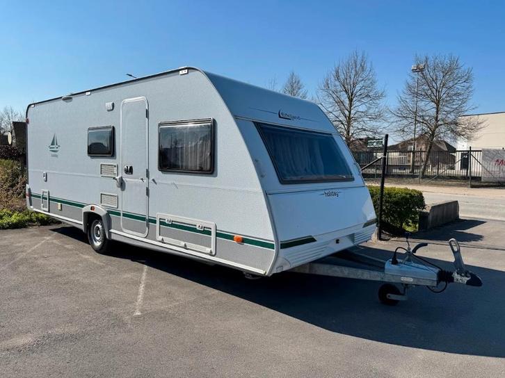 Lits superposés Eifelland 560 TK, Caravanes & Camping, Caravanes, Entreprise, jusqu'à 4, 1000 - 1250 kg, Siège de train, Eifel