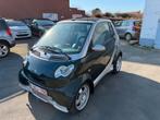 smart forTwo cabrio softouch Airco / Navi / Camera, Autos, Cuir et Alcantara, Entreprise, Automatique, Vert