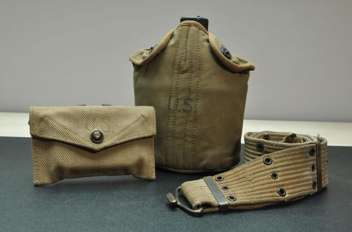 US Webbing Set (British Made) – 1944, Verzamelen, Militaria | Tweede Wereldoorlog, Overige soorten, Overige typen, Ophalen of Verzenden