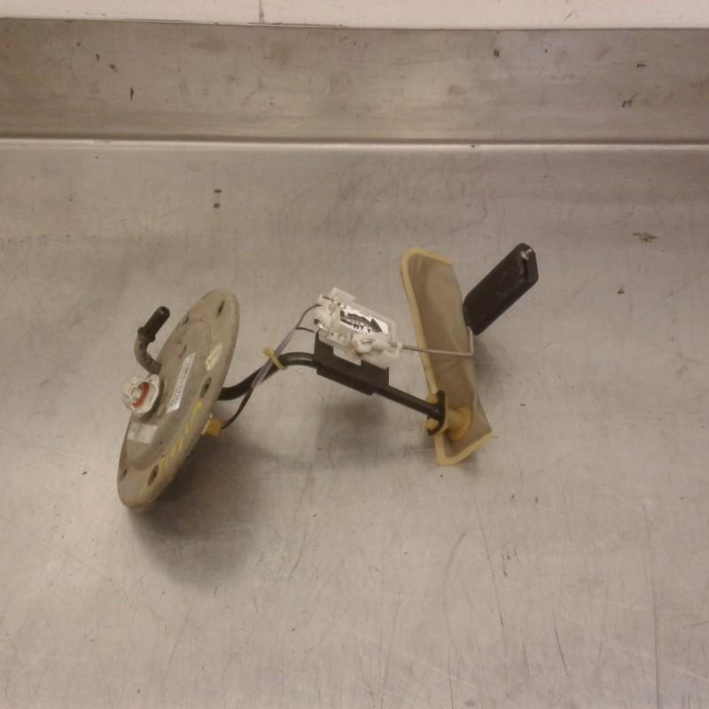 TANKVLOTTER Kia Sportage (JE) (|3113002E000|2001370100|), Gebruikt, Kia