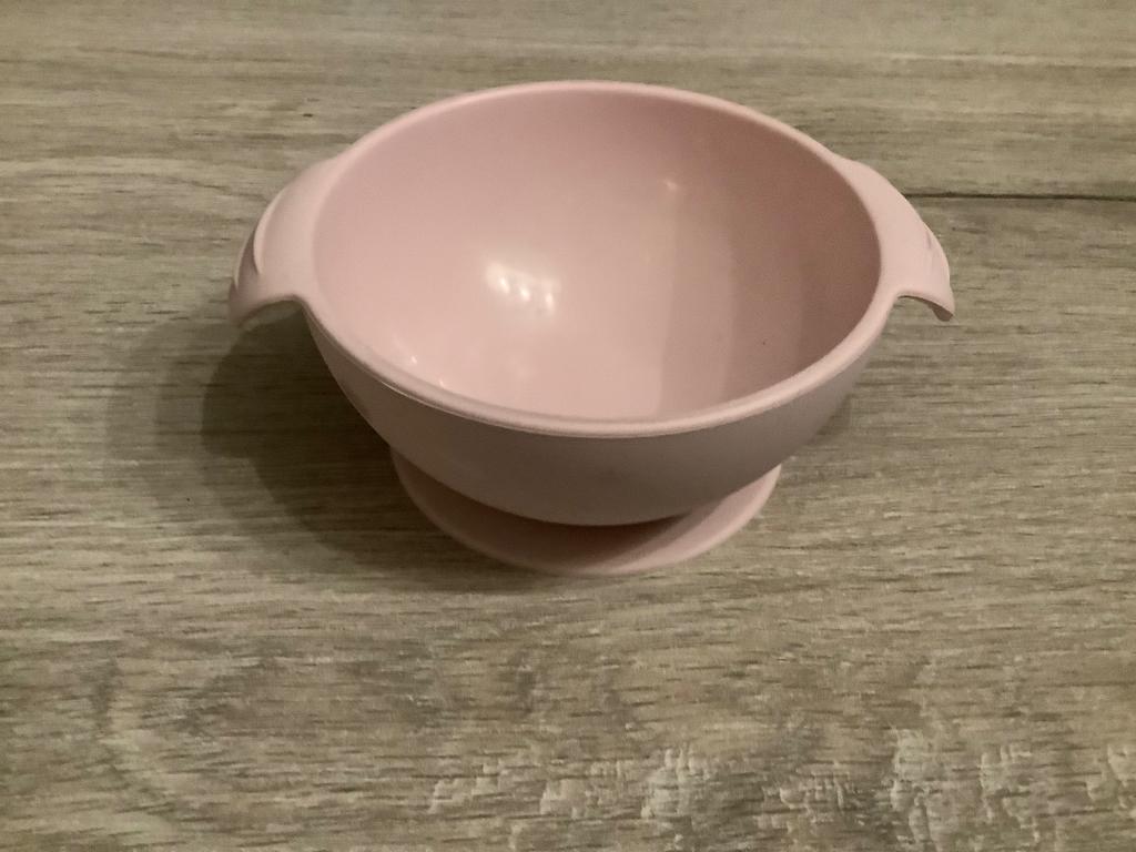 Baby silicone eetpotje met zuignap, Kinderen en Baby's, Ophalen of Verzenden, Zo goed als nieuw, Overige typen