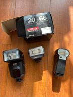 3 flashs d'appareils photos (Braun Metz), TV, Hi-fi & Vidéo, Photo | Flash, Enlèvement ou Envoi, Utilisé, Metz, Inclinable