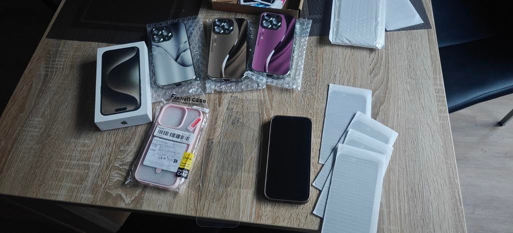 iPhone 15 Pro 128 Go, Télécoms, Téléphonie mobile | Accessoires & Pièces, Enlèvement