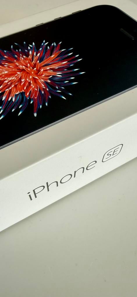 Apple iPhone SE (1e gen) - 64 GB - prima staat, Telecommunicatie, Mobiele telefoons | Apple iPhone, Ophalen, Grijs, 64 GB, Overige modellen