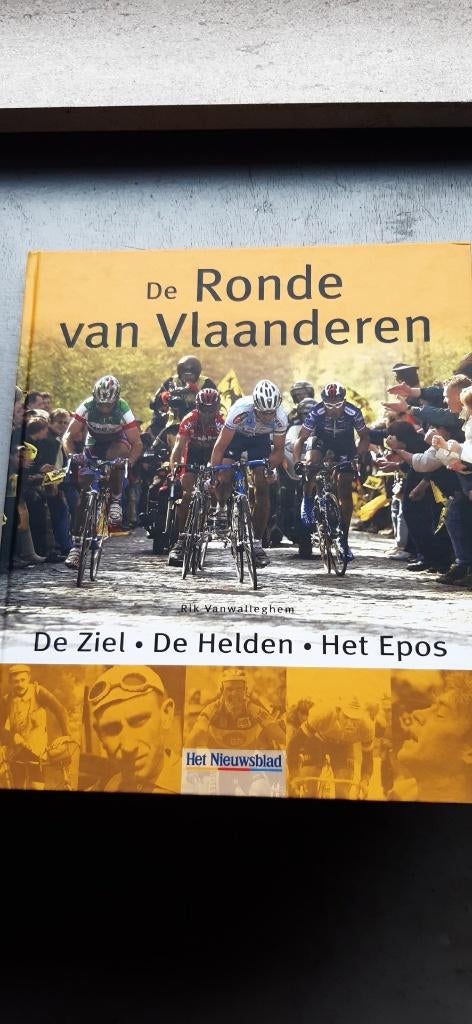 Wielerboeken aan €3, Boeken, Sportboeken, Ophalen