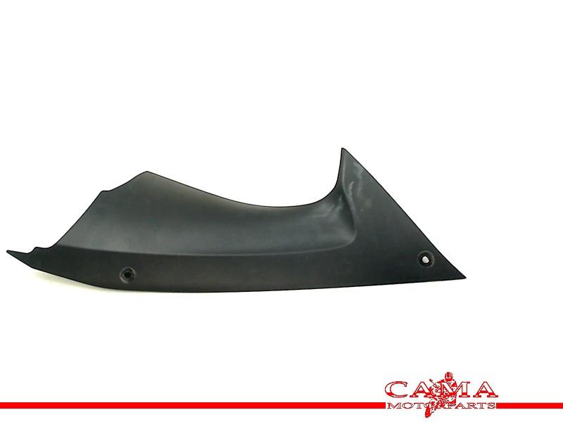 CADRE DE COUVERTURE GAUCHE Yamaha (13S-2837L-00), Dhr. S. di Majo, Utilisé, Info@cama-motorparts.nl, P.J. Troelstraweg 8 8
3144 CX  MAASSLUIS, NL