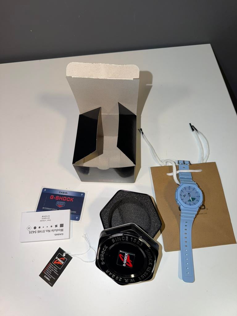G-Shock GA-2100, Bijoux, Sacs & Beauté, Montres de sport, Neuf, Étanche, Enlèvement ou Envoi