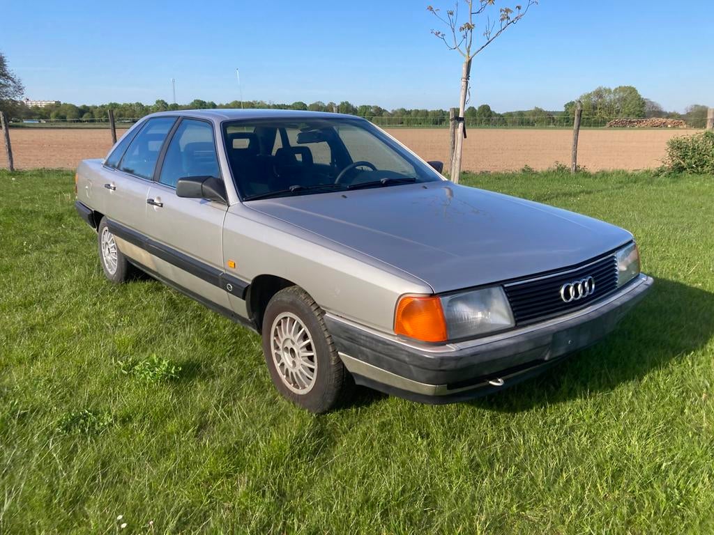 Audi 100 CD Diesel 1987, Auto's, Voorwielaandrijving, 4 deurs, Particulier, Blauw