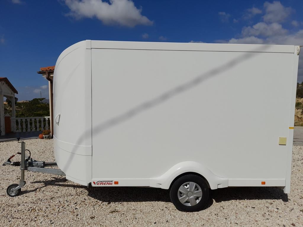 Remorque fermée Verene, Autos : Divers, Remorques