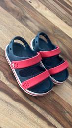 Crocs garcon taille 23, Enfants & Bébés, Enlèvement, Comme neuf