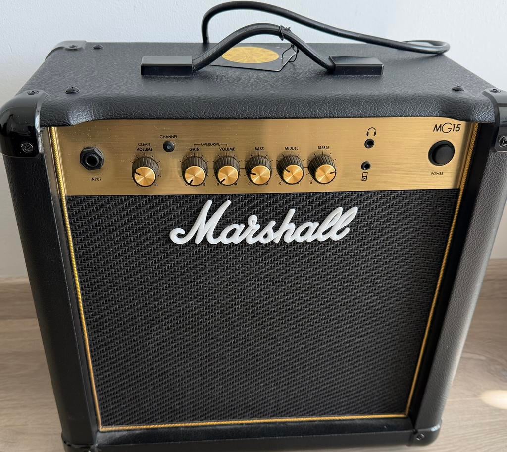 Marshall mg15 amp 40 watt, Musique & Instruments, Amplis | Basse & Guitare, Enlèvement, Comme neuf