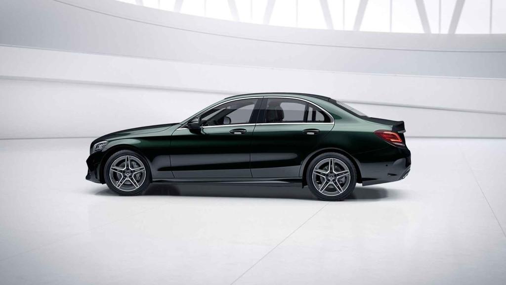 Mercedes-Benz C-Klasse 180 Berline AMG Line Verwarmde Zetels, 700 kg, Tissu, Vert, 4 cylindres