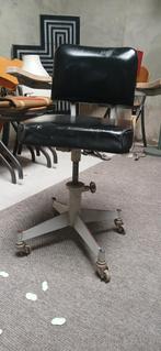 Fauteuil industriel complet à restaurer, Enlèvement