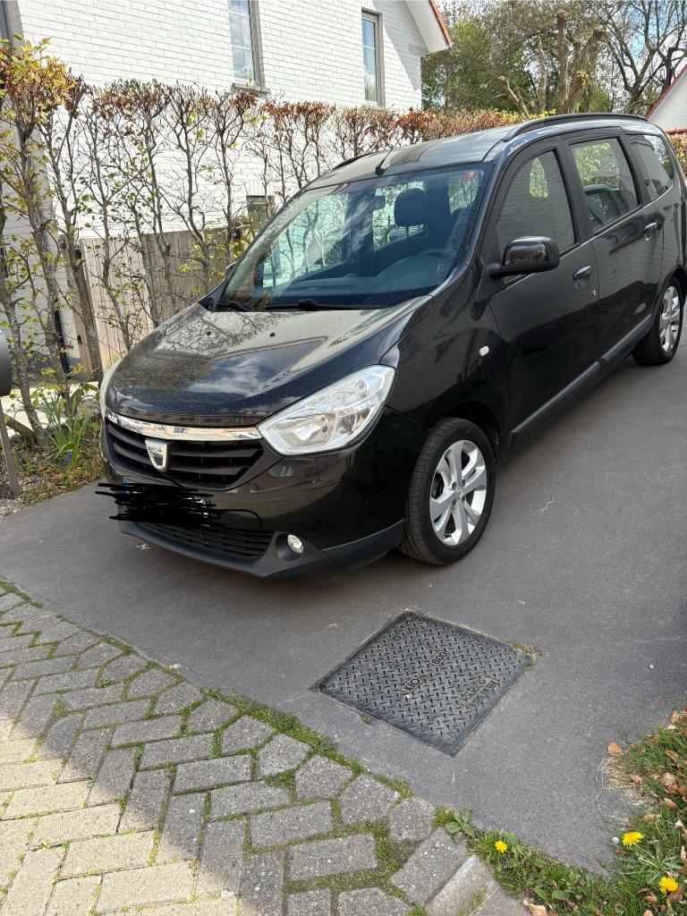 DACIA LOGBY 1proprietaire roule impek, Auto's, Dacia, Euro 5, Monovolume, Zwart, 66 kW