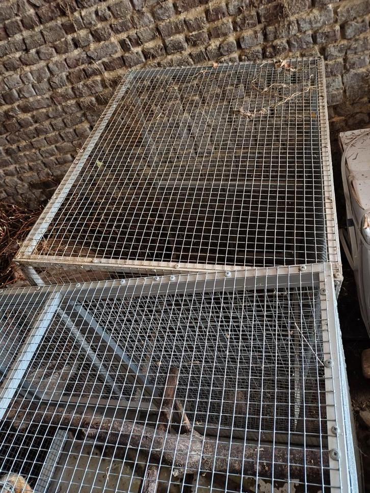 3 kooien voor dieren, Doe-het-zelf en Bouw, Metalen, Ophalen