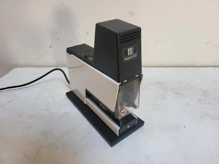 Rapid Classic Contactloze Elektrische Nietmachine 105E, Divers, Accessoires de bureau, Comme neuf, Enlèvement ou Envoi