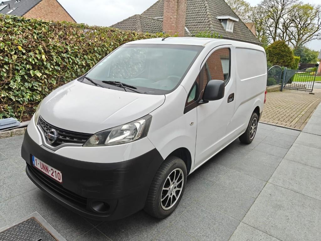Nissan NV 200, Achat, 4 portes, 2 places, Boîte manuelle