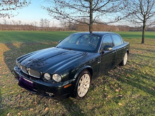 Jaguar XJ, Auto's, Automaat, Achterwielaandrijving, Beige, Particulier