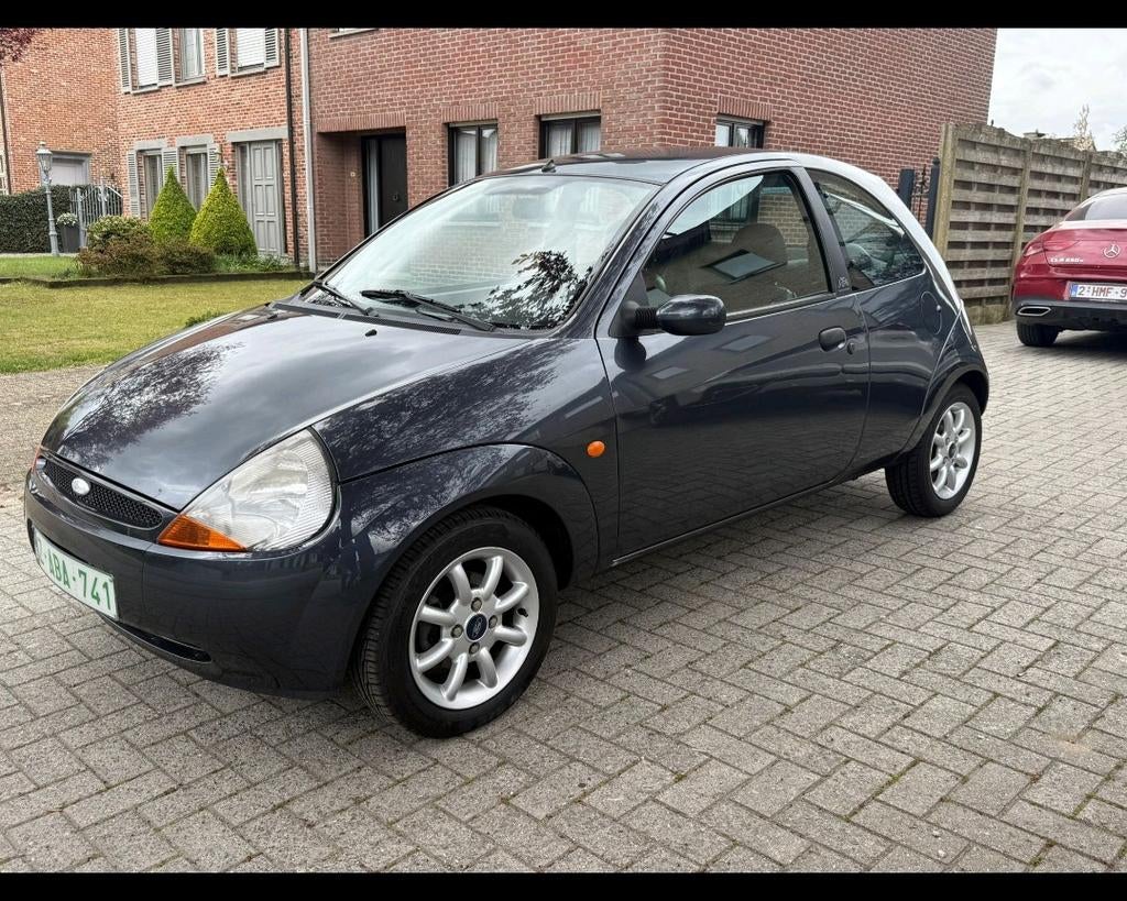 Ford Ka 
1.3 benzine 
Bouwjaar: 2006 
Kilometerstand: 90.000, Auto's, Particulier, Benzine, Te koop