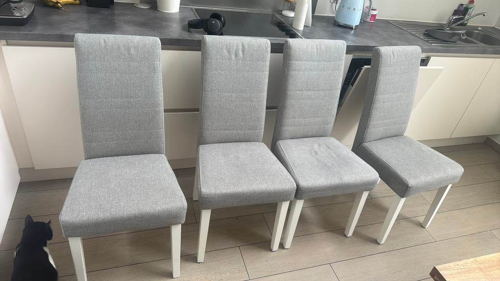 4 stoelen, Ophalen, Zo goed als nieuw
