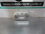 Eclairage intérieur avant d'un Peugeot 807 (807 02-), -, Utilisé, -, Peugeot
