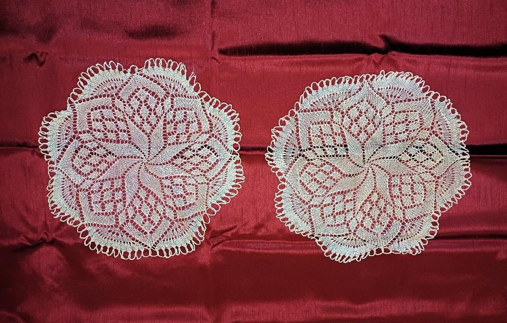 paire de napperons crochet, Enlèvement, Comme neuf