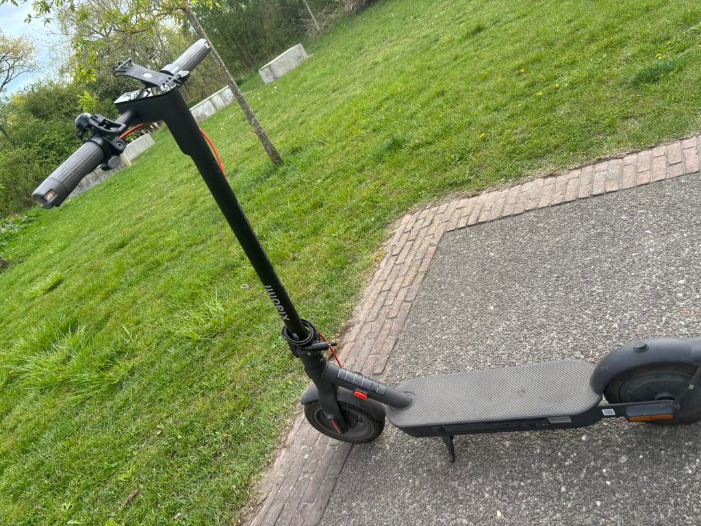 Xiaomi 4 pro 2gen, Vélos & Vélomoteurs, Trottinettes, Enlèvement, Comme neuf