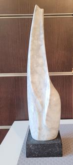 Maurice BRAMS, beeld in Carrara-marmer, Antiek en Kunst, Ophalen