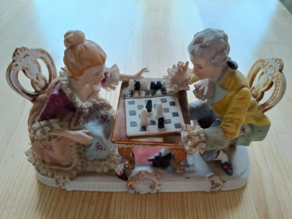 Vintage beeldje, Ophalen