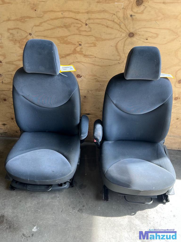 CITROEN C3 5 DEURS Stof interieur 2002-2008, Autos : Pièces & Accessoires, Citroën, Stellantis N.V., Utilisé, Taurusavenue 1
2132 LS  Hoofddorp, NL