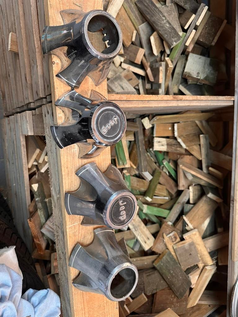 Capuchons centraux Jeep CJ, Enlèvement, Utilisé, Jeep