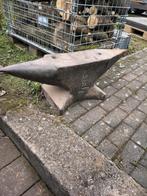 aambeeld, Enlèvement